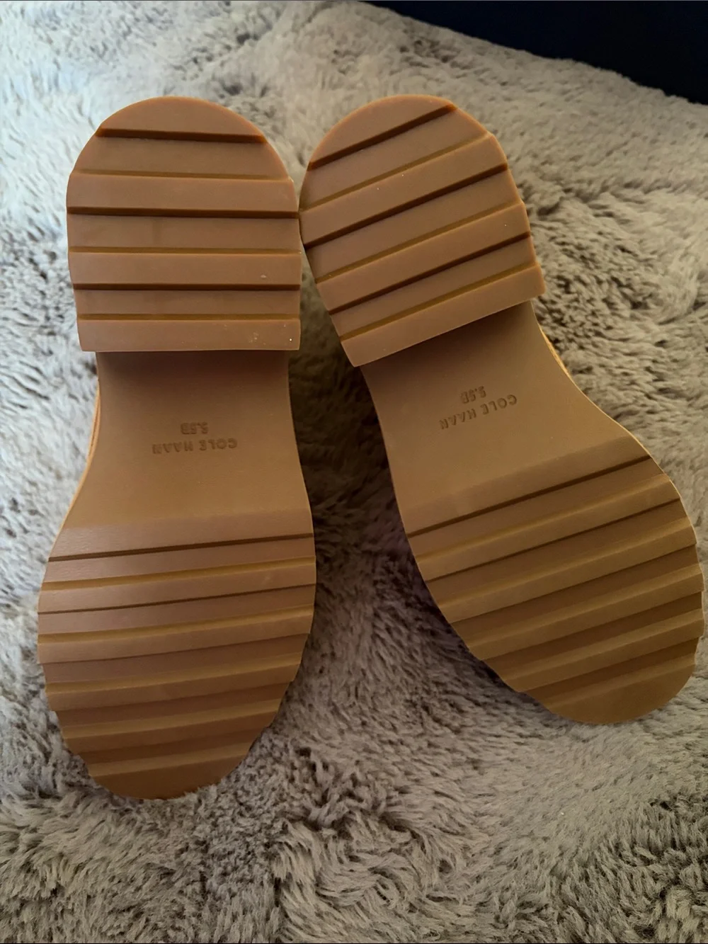 Cole Haan Shibley Waterproof Lace Up Booties in Golden Honey Suede (NWT) - Picture 9 of 15